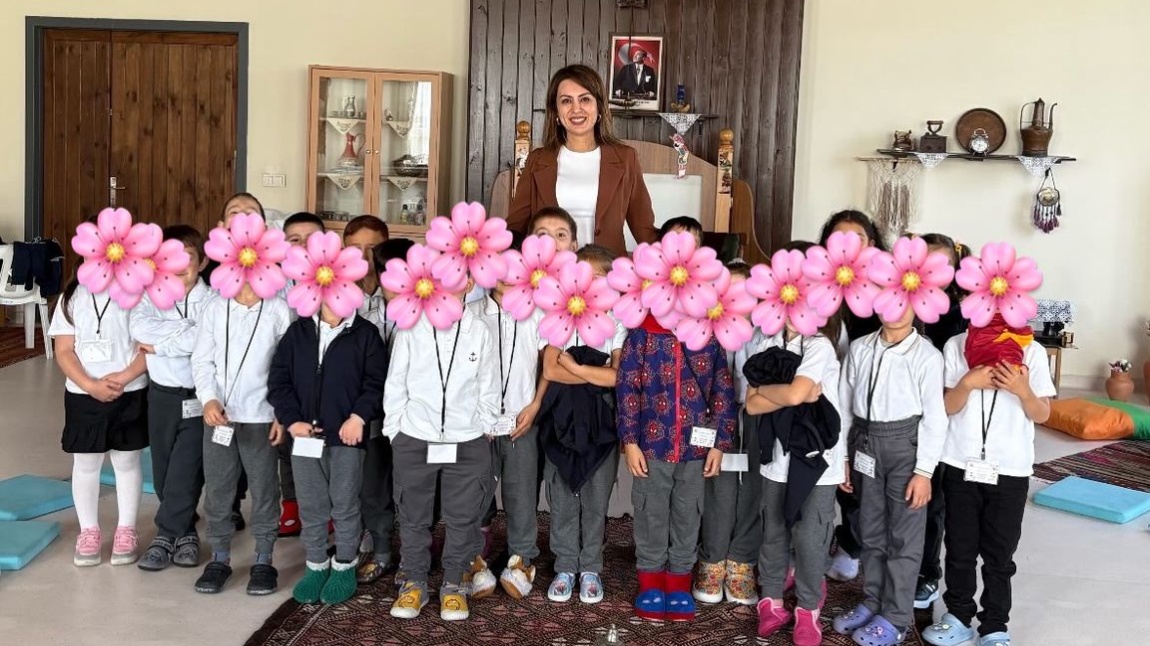 1-F Sınıfından Masal ve Ritim Dolu Bir Gün!